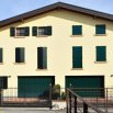 Palazzina a quattro alloggi a Quattro Castella, Reggio Emilia, anno 2001